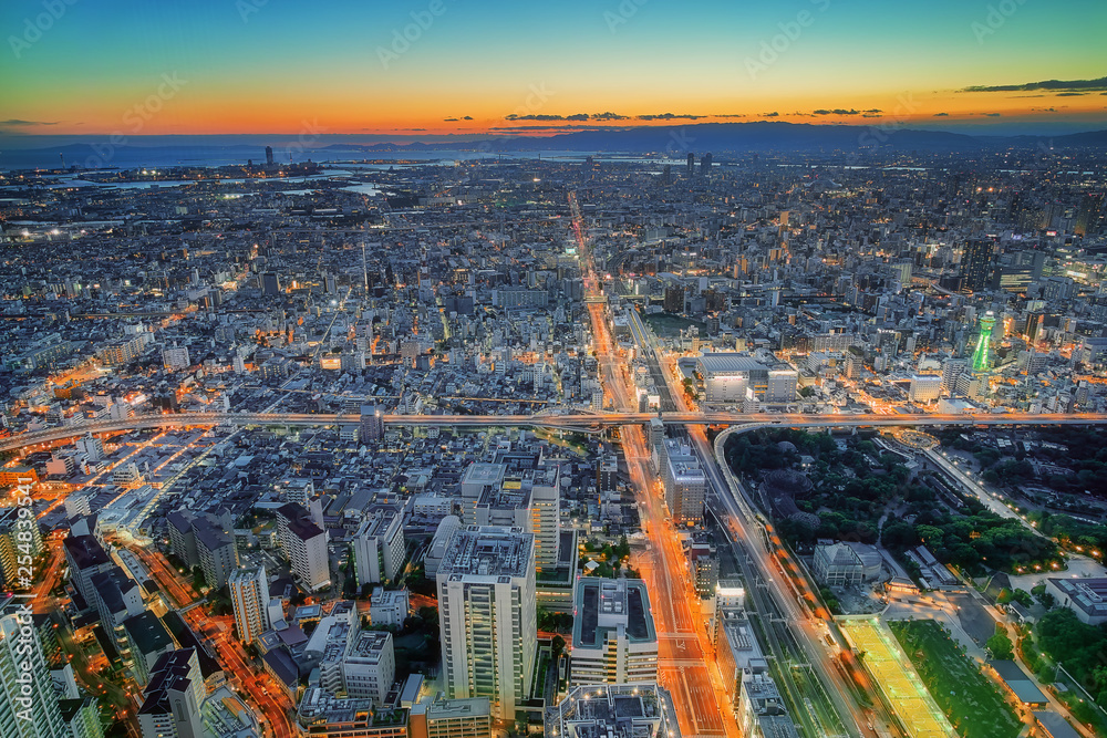 Obraz premium あべのハルカスからの夕景・大阪