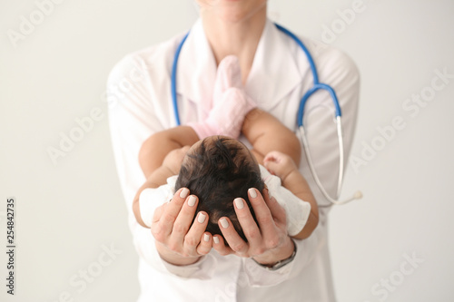 Pediatrician with African-A...