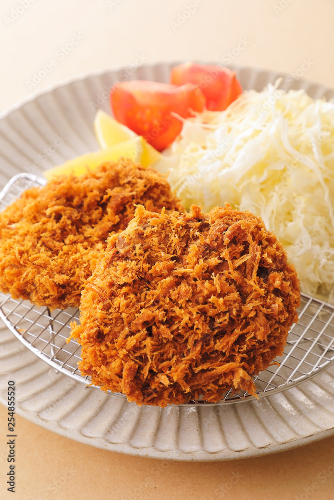 メンチカツ Minced meat cutlets. Japanese food. メンチカツ Minced meat cutlets. Japanese food.