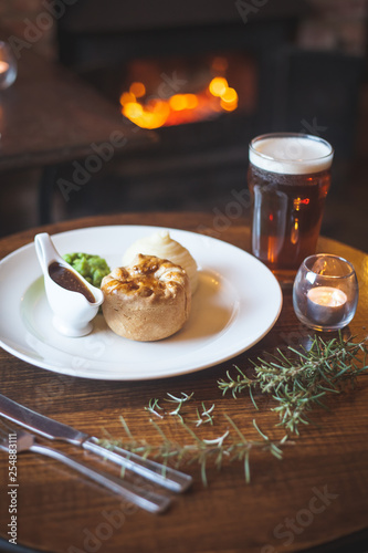 Fotografi Pie, mash, mushy peas and pint of beer