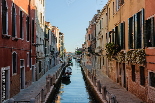 Venedig , Kanal © k.u.r.t.