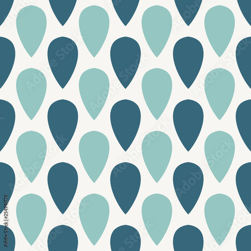 Bright seamless pattern with geometric blobs.