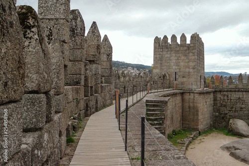 Obraz na płótnie Castle of Guimaraes, Portugal w salonie
