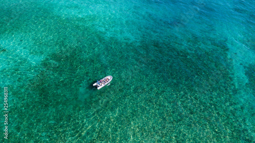 10.01.2019: Fuerteventura: aerial view of a boat moving with the people on board