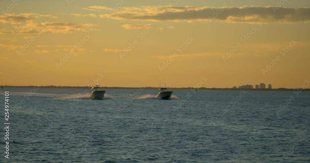 Boats Racing Stiltsville Miami - Atlantic Ocean Boats Racing Stiltsville Miami - Atlantic Ocean