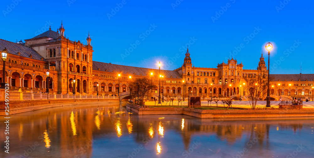 Fototapeta premium Place d'Espagne à Séville en Andalousie, Espagne
