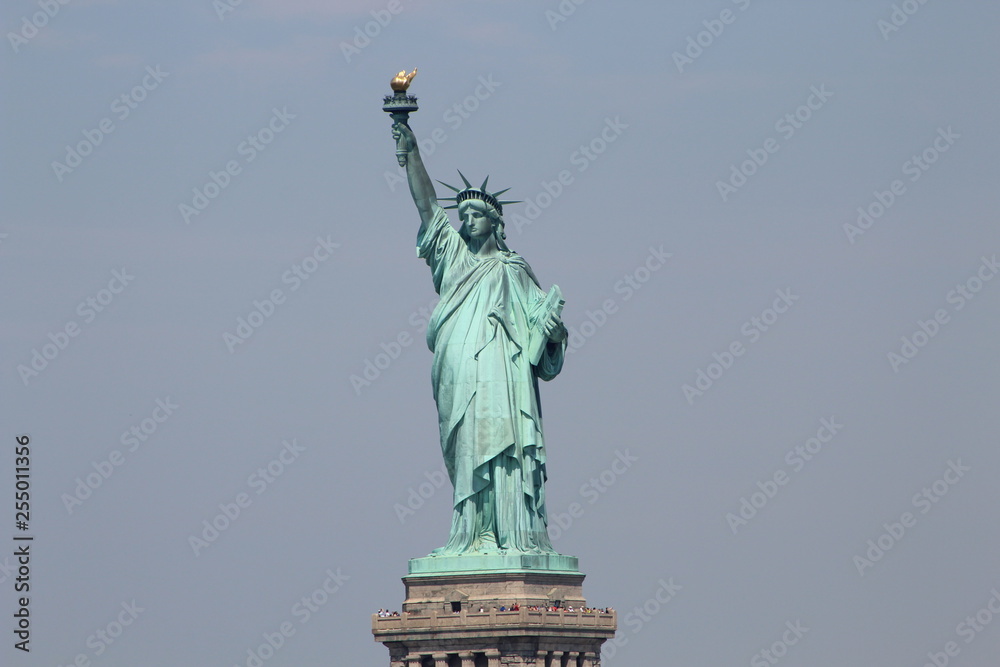 Obraz premium Liberty Monument, Hudson River, New York, Estatua de la Libertad sobre el rio Hudson en New York