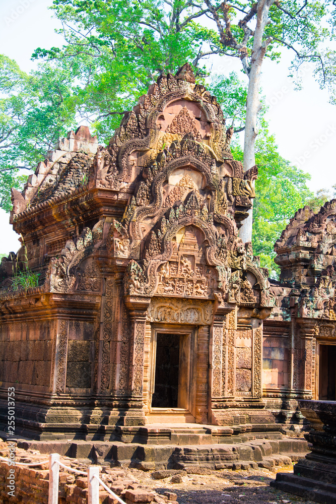 Banteay  Srei  castle  group. Architecture of ancient  Khmer .