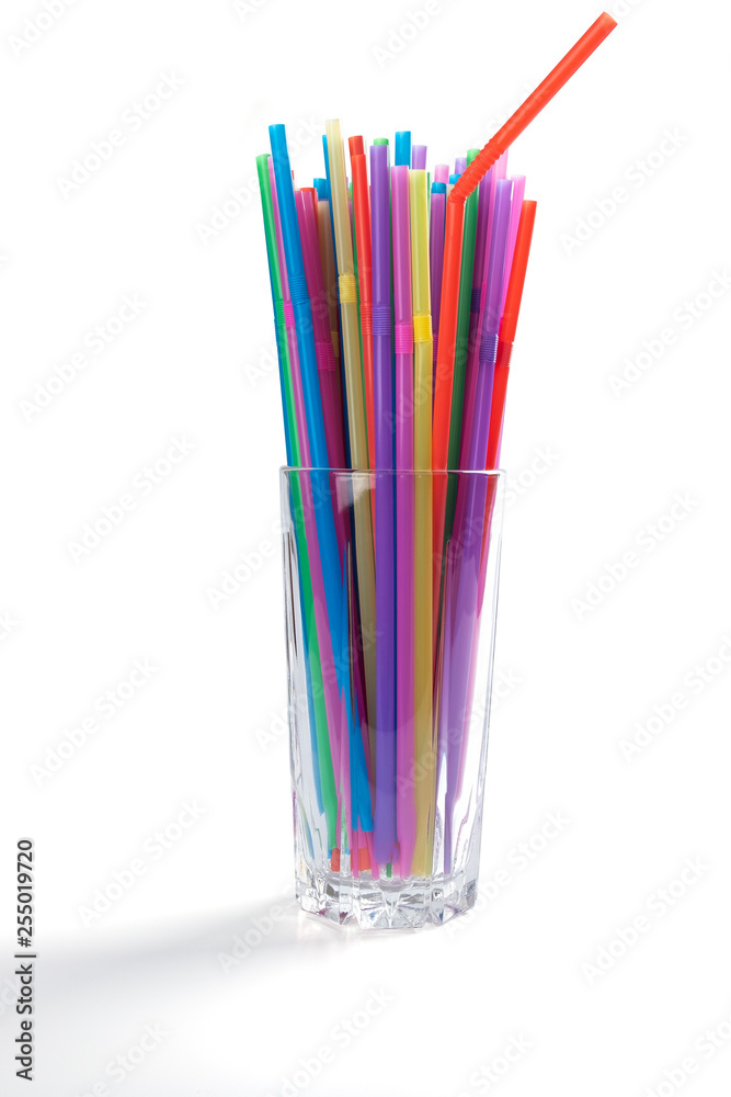 Many straws in plastic glass isolated on white - Image Many straws in plastic glass isolated on white - Image