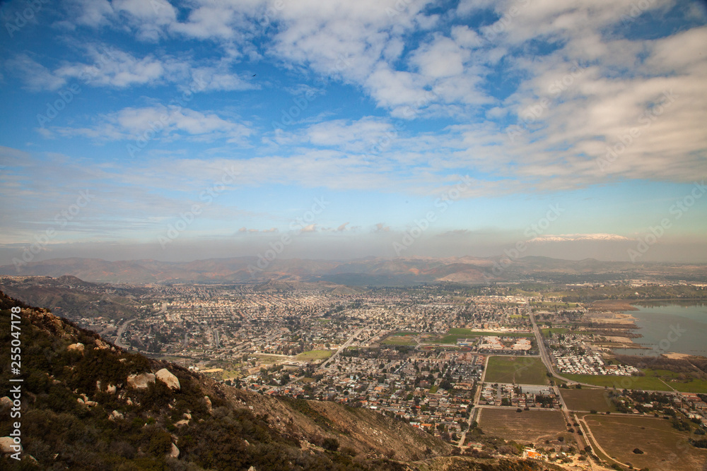 Obraz premium lake Elsinore California 