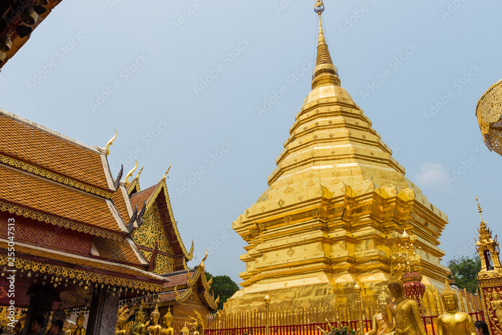 Fototapeta premium Hariphunchai stupa at Lamphun, Thailand (Public place)