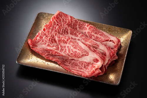 Foto 薄切り牛肩ロース