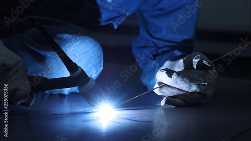 Quadro su tela Welding with sparks by Process TIG