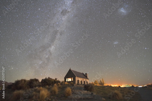 ニュージーランド、テカポの星空 photo