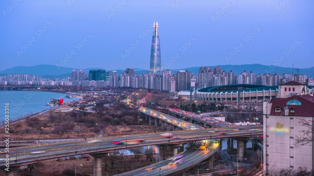 TimeLapse Lotte Building at Jamsil Bridge in Seoul South Korea Photo Take 2 February 05 2019 in Seoul South Korea TimeLapse Lotte Building at Jamsil Bridge in Seoul South Korea Photo Take 2 February 05 2019 in Seoul South Korea