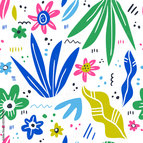Floral hand drawn seamless pattern © faveteart