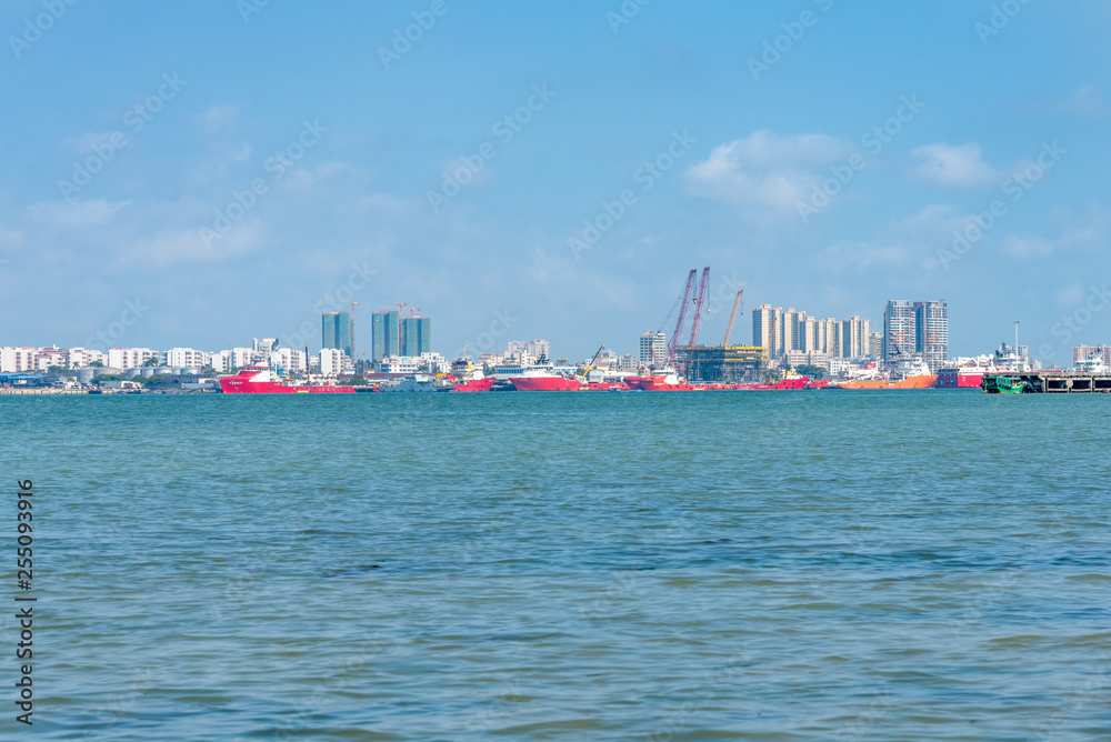 Fototapeta premium Scenery of Bao Sheng Wharf, Zhanjiang City
