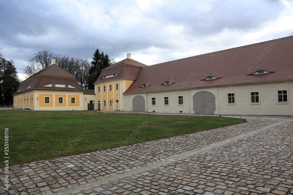 Blick zum Meierhof im Schloss Rammenau