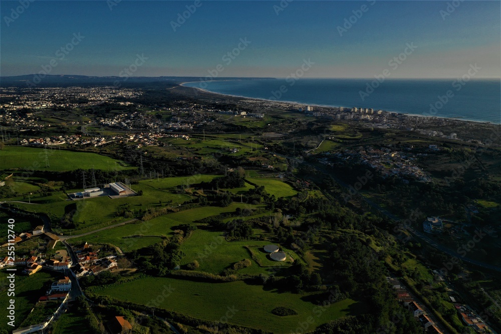 Fototapeta premium Lissabon in Portugal aus der Luft