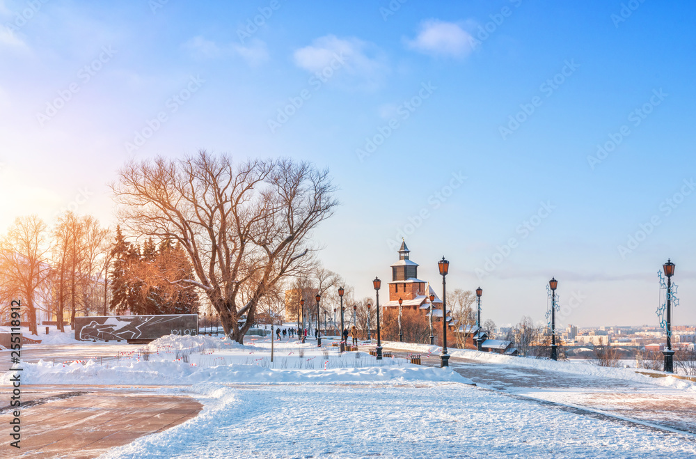 Часовая башня в Нижегородском Кремле Clock tower  in the Nizhny Novgorod Kremlin