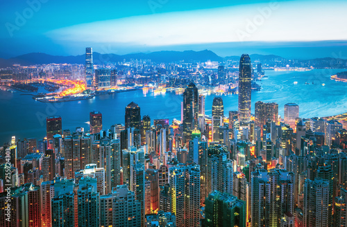 Obraz na płótnie Amazing view on Hong Kong city from the Victoria peak, China w salonie
