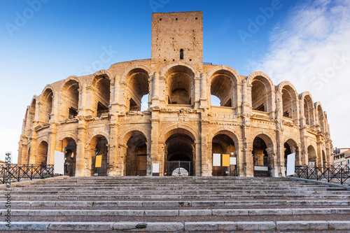 Obraz na płótnie Arles, France. Roman amphitheater. w salonie