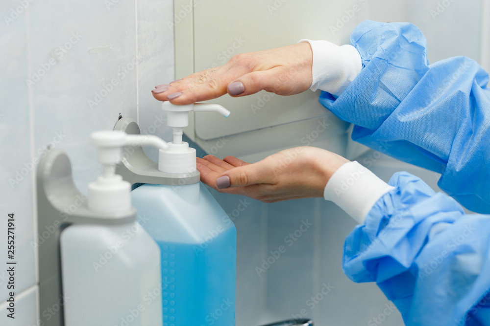 Obraz premium DNA and RNA isolation pre-kit. Hand decontamination.
