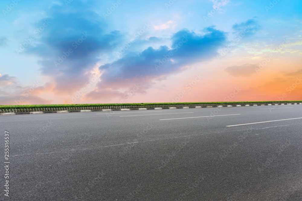 Fototapeta premium Road surface and sky cloud landscape..