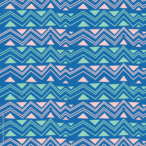 kat geometric triangle folklore ornament. Tribal ethnic vector texture. Seamless striped pattern in Aztec style. Figure tribal embroidery. Indian, Scandinavian, Gypsy, Mexican, vintage pattern.