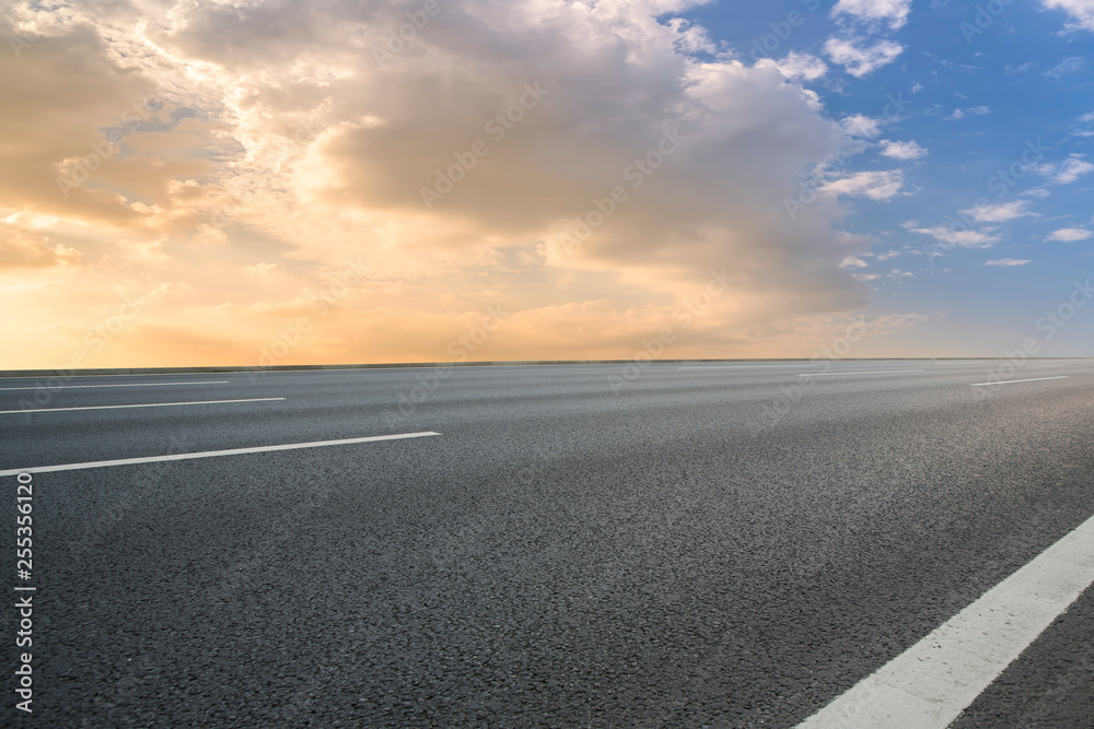 Fototapeta premium Road surface and sky cloud landscape..