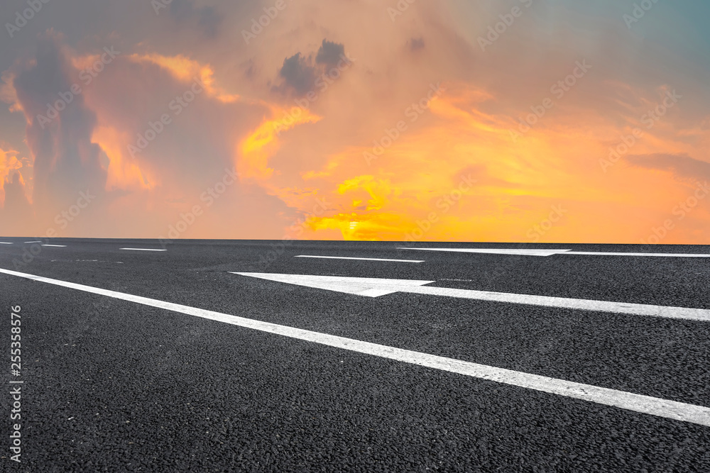 Fototapeta premium Road surface and sky cloud landscape..