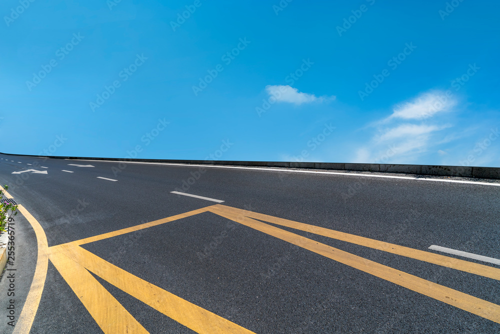 Fototapeta premium Road surface and sky cloud landscape..