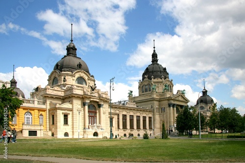 budapest, hungary, bath, architecture, building, europe, city, old, landmark, basilica, palace, 