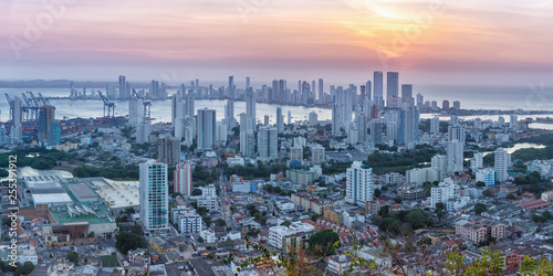 Cartagena Skyline Kolumbien Panorama Colombia Stadt Abend Sonnenuntergang Hochhäuser