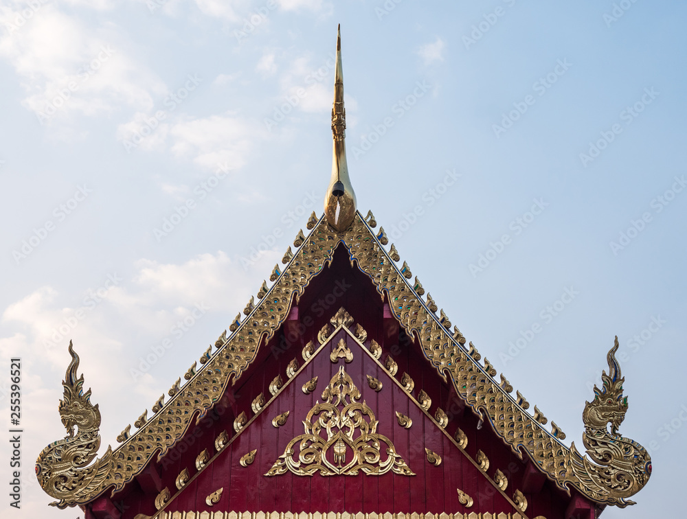 Fototapeta premium Carved floral pattern on the gable.