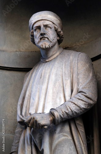 Canvas Print Donatello, statue in the Niches of the Uffizi Colonnade