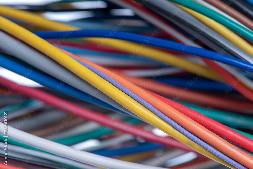 Colored electric cables and wires Colored electric cables and wires