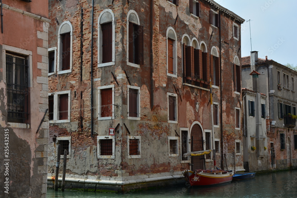 Neighborhood of Campo dei Mori, Venice