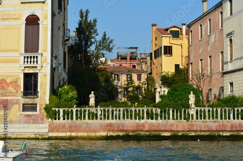 Venetian Garden