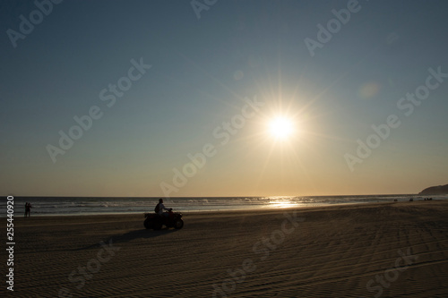 Atardecer en la playa