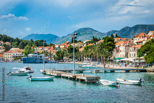 Ponton et port sur l'Adriatique à Cavtat (Croatie) © Cédric Vimeux