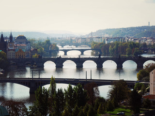 mosty nad rzeką wełtawą w czeskiej pradze