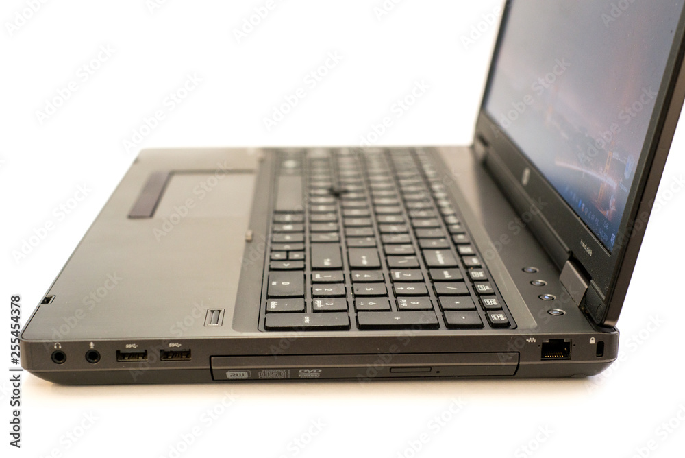 Laptops Laptops