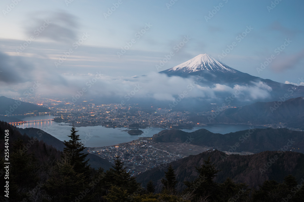 Fototapeta premium Mountain Fuji with cloud and Kawaguchiko lake in early morning seen from Shindo toge view point.