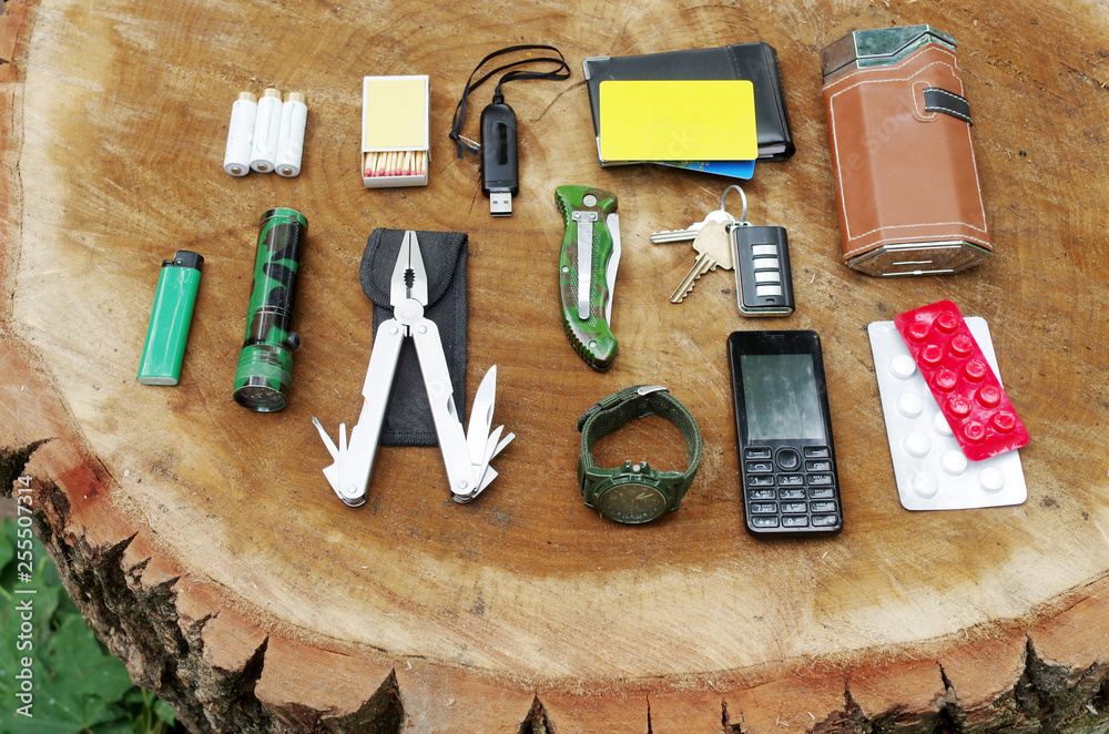 A set of items for survival in the city. A set of items for survival in the city.