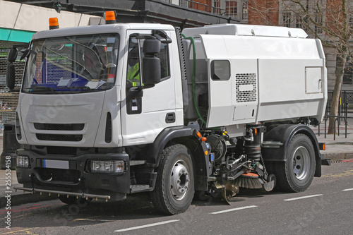 Street Sweeper Truck