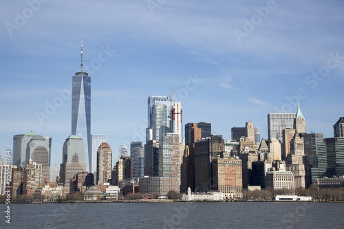 Manhattan skyline seen from the Hudson river © Jon