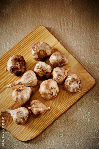 Fermented black garlic 