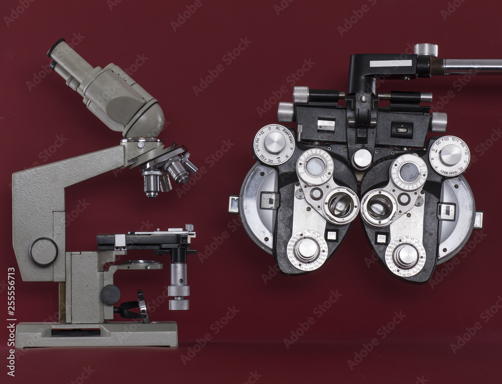 phoropter and microscope phoropter and microscope