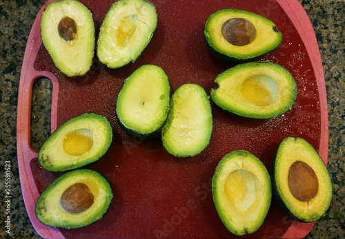 Avocados with Small or No Pits